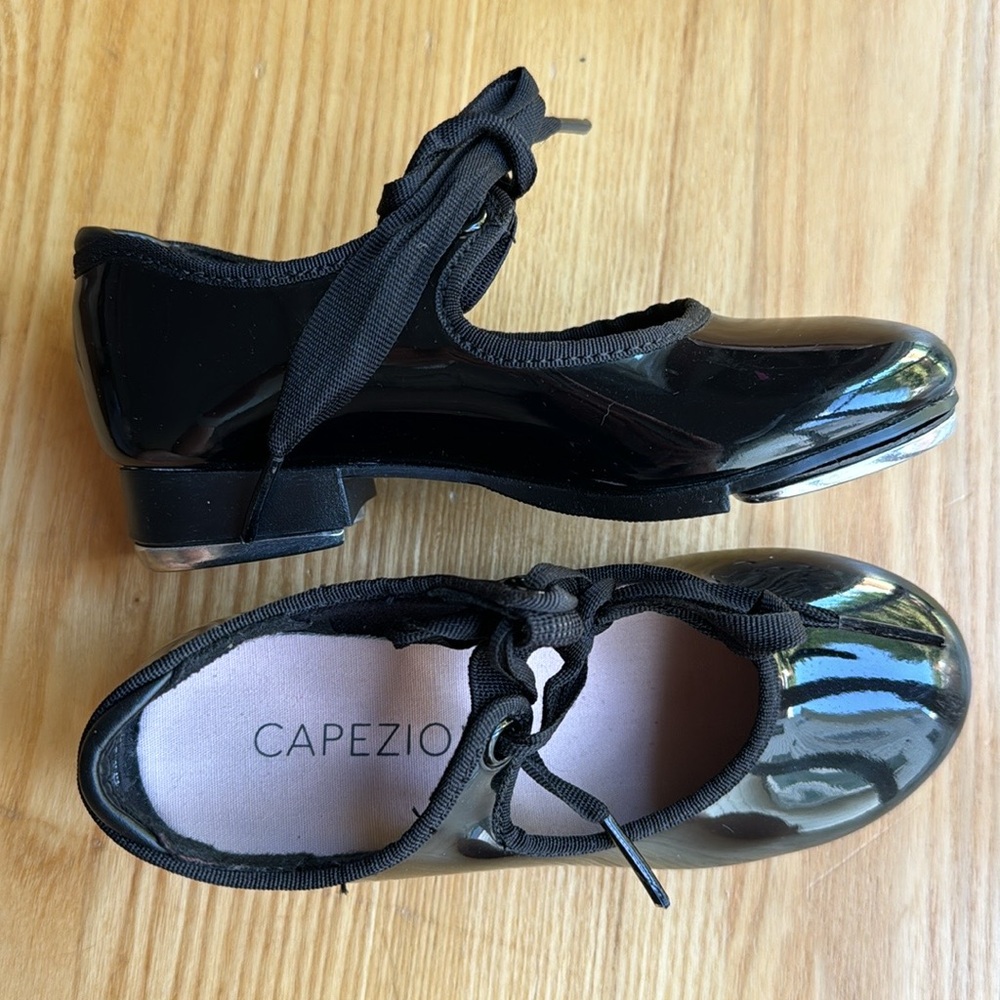 Capezio tap shoes, Size 10M, great condition